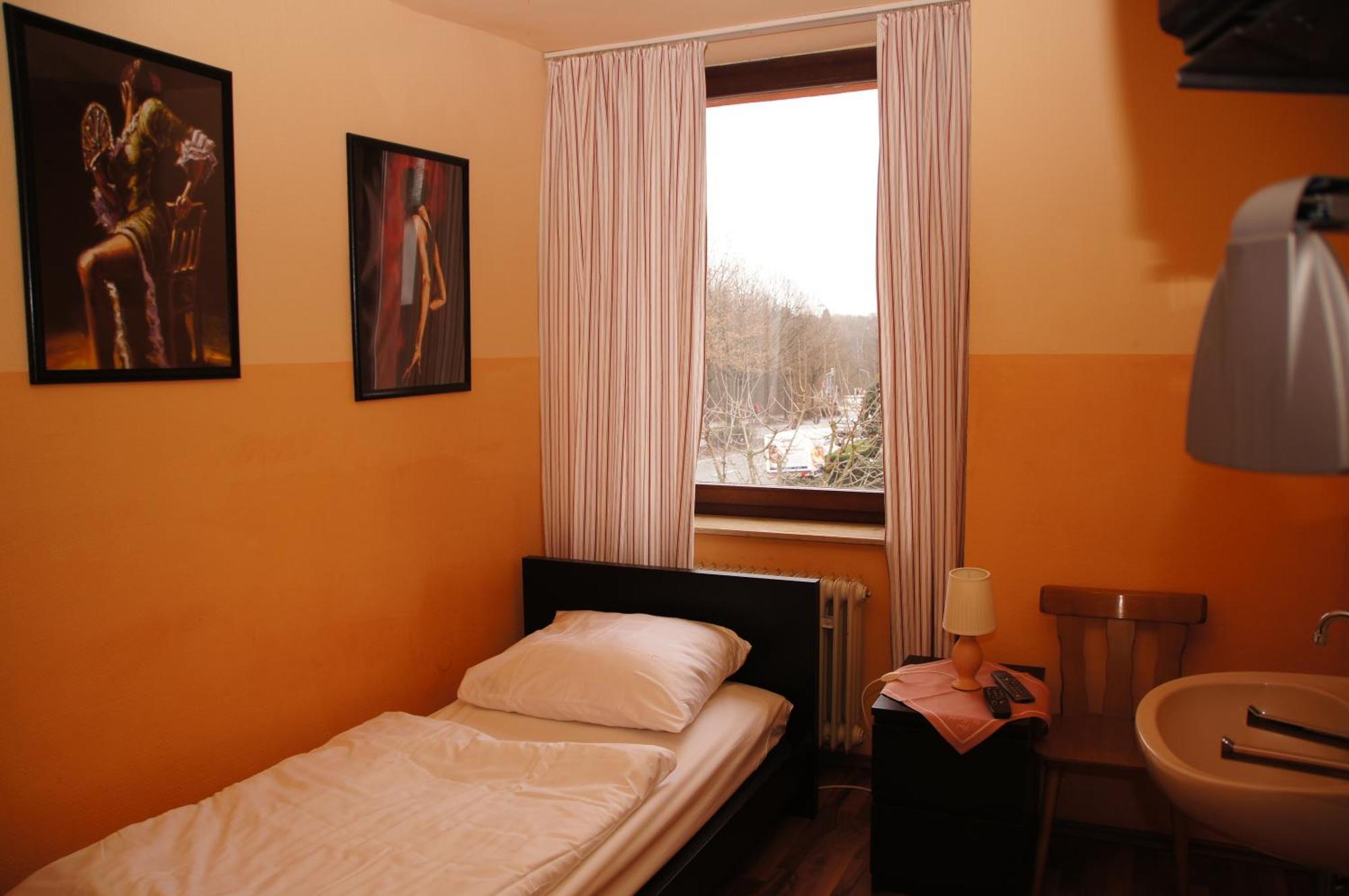 Hotel Paseo Ахен Экстерьер фото
